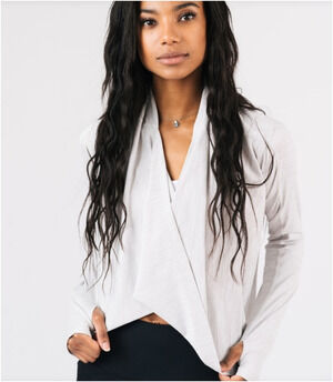 NWT ZYIA Active Haze Yoga Shawl Womens Small Gray Crossover Cowl Hooded Athletic